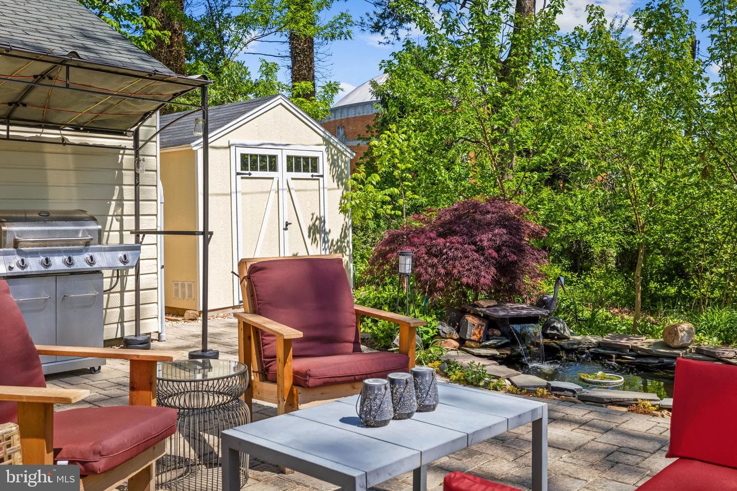 18 Beaumont Avenue photo 81