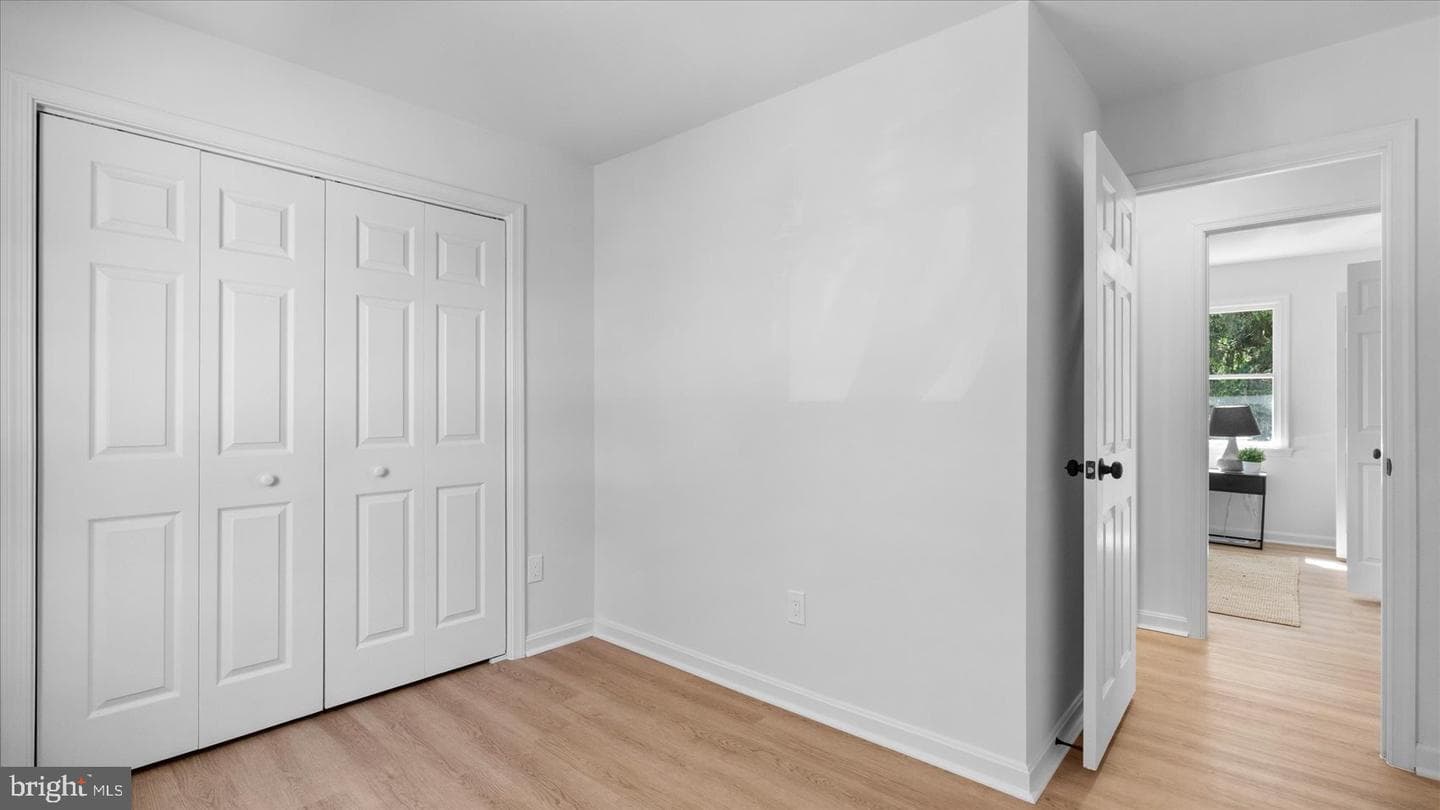 804 Suburbian Road photo 22