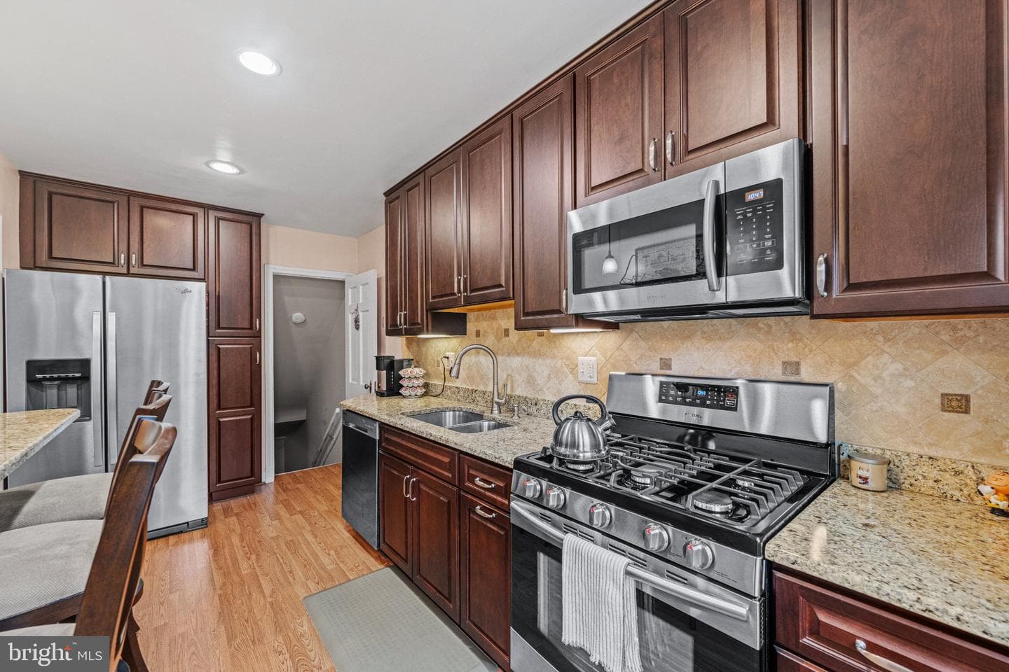 406 Greenlow photo 14