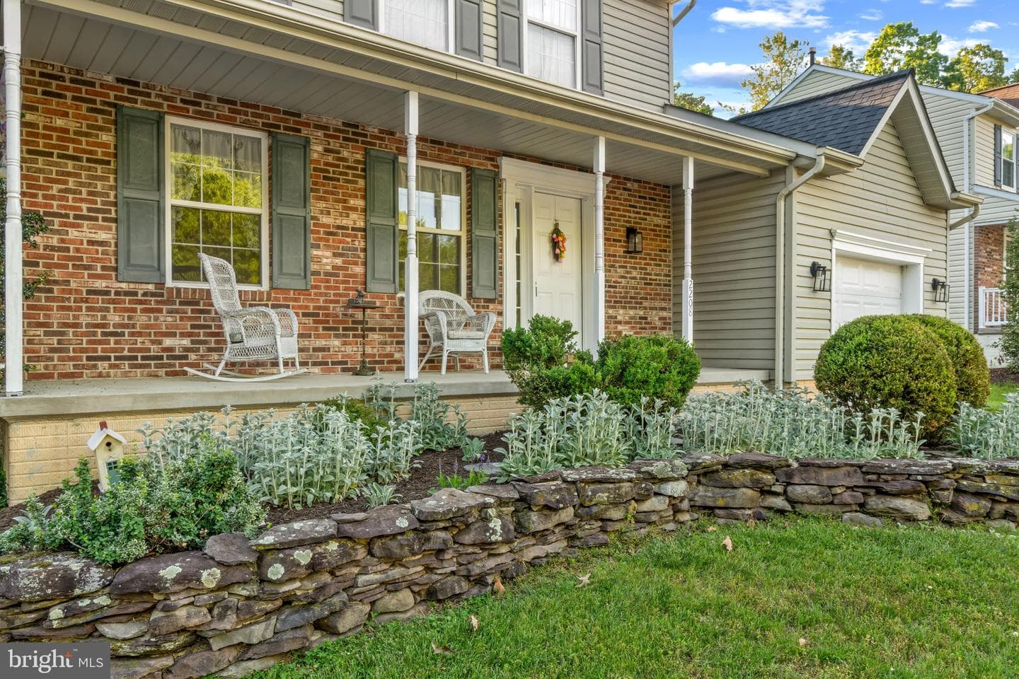 2208 Tall Pines Court photo 3