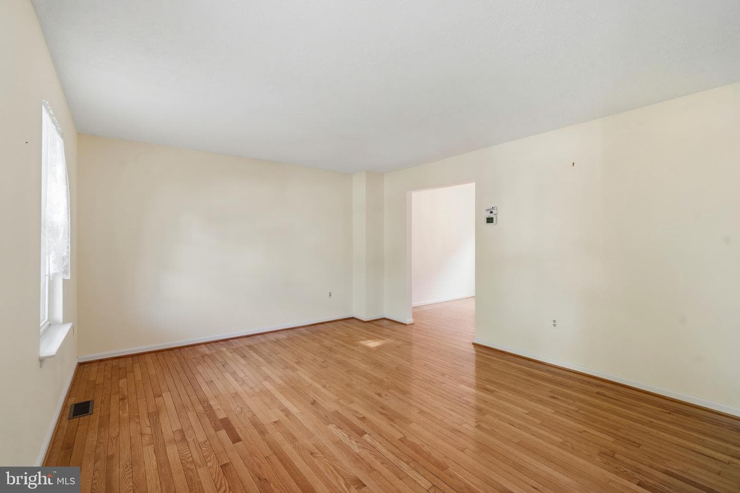 2208 Tall Pines Court photo 4