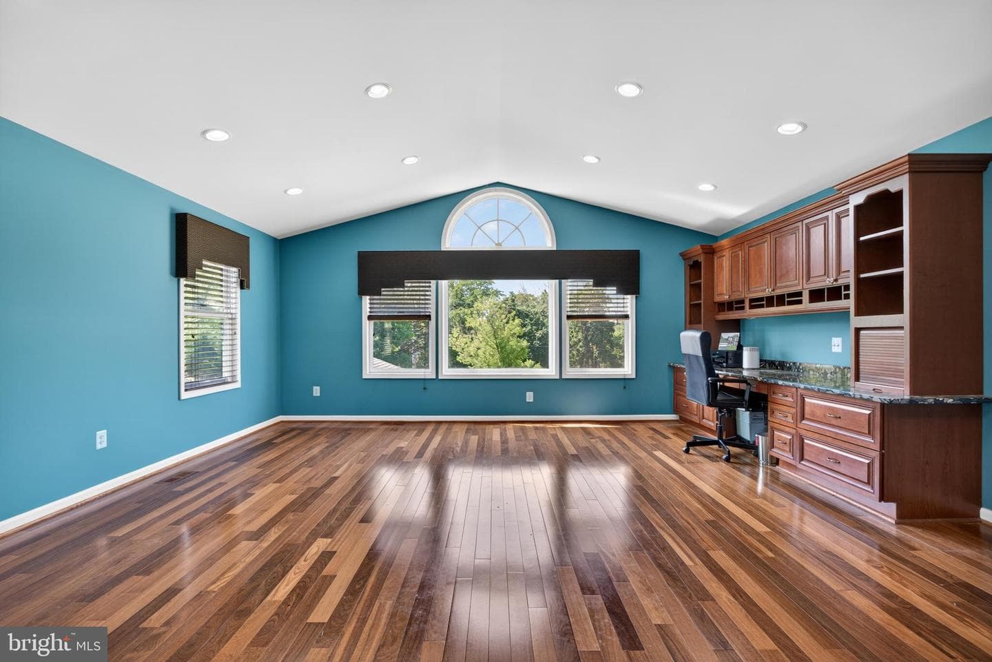 3 Stardust Court photo 36