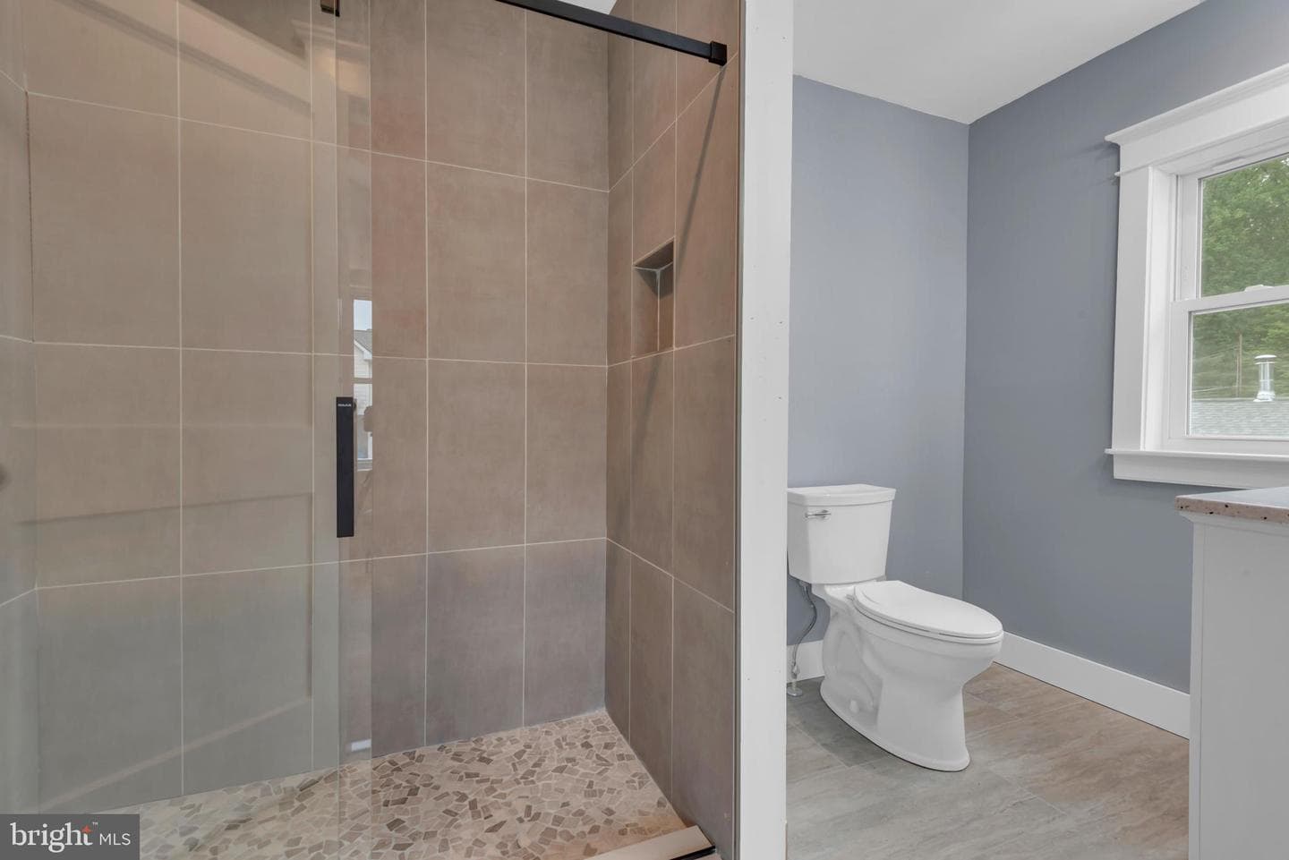 2121 Alvin Avenue photo 20