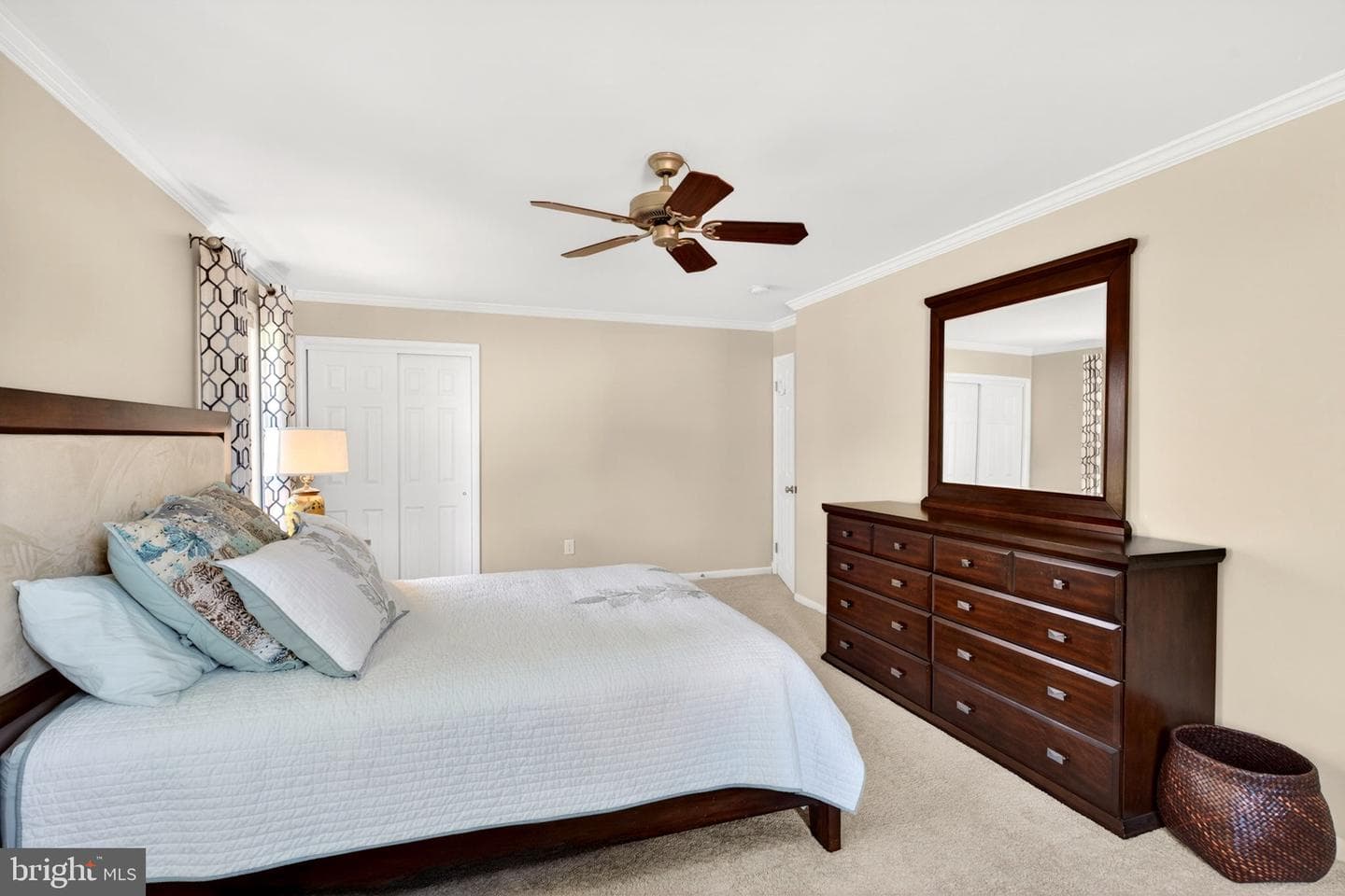 107 Martingale Road photo 32