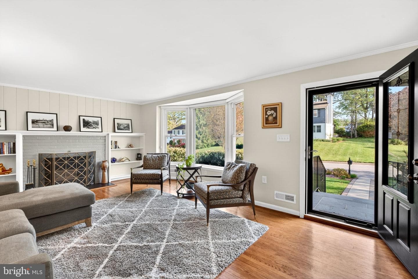 107 Martingale Road photo 8