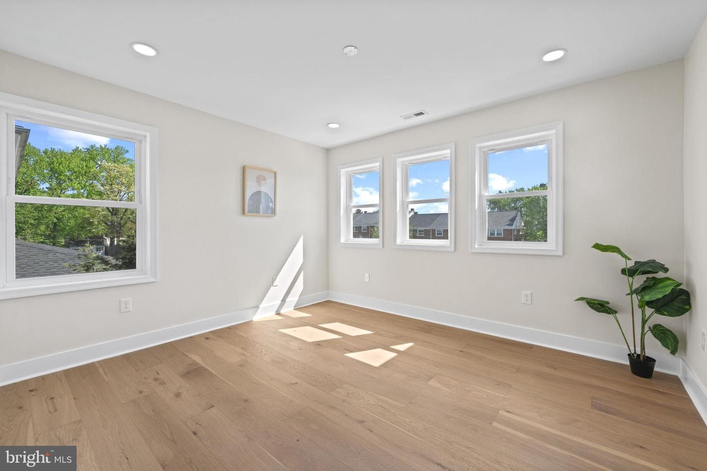 8620 Ellen Court photo 31