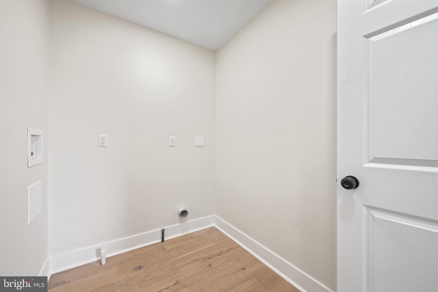 8620 Ellen Court photo 34