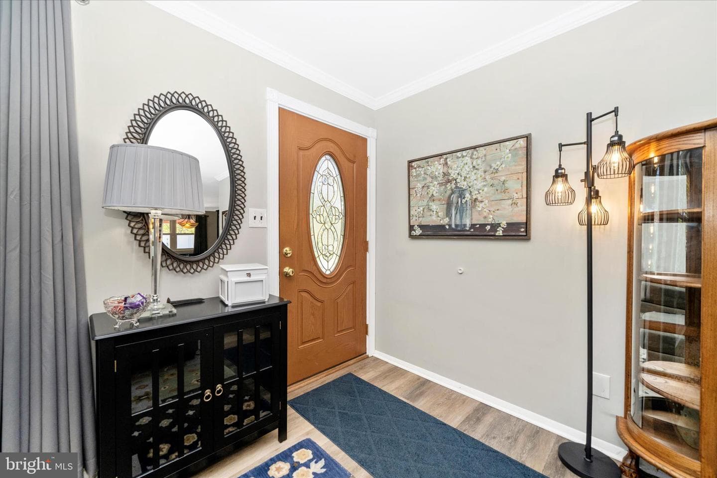 305 Glyndon Drive photo 4