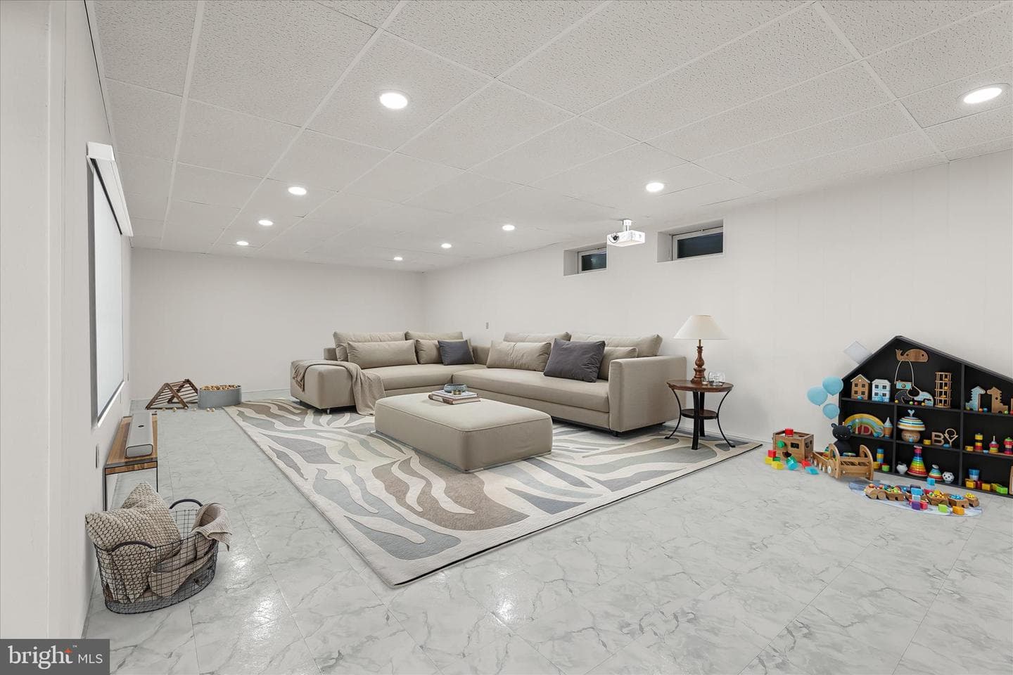320 Chalk Hill Drive photo 39