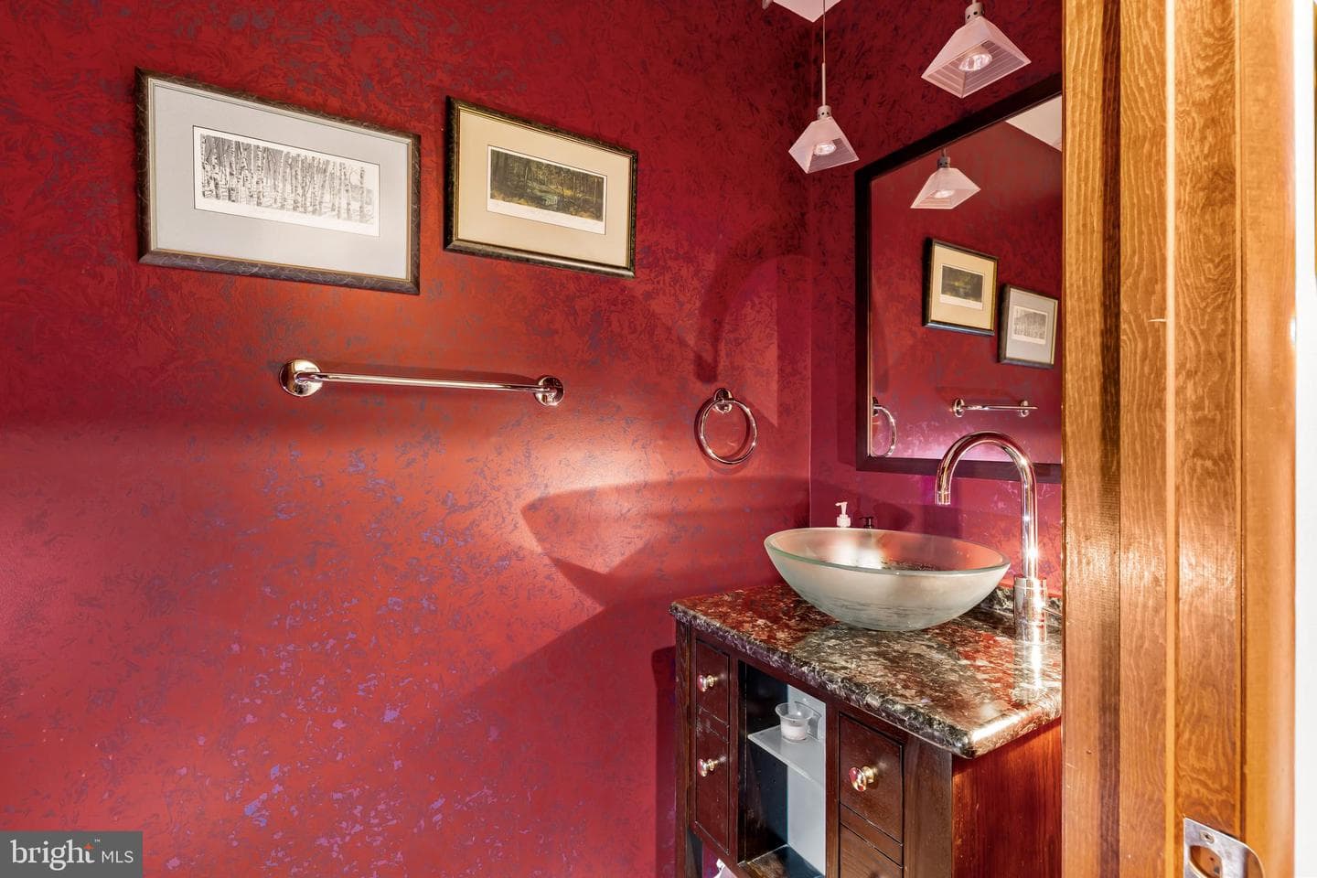 10 Chesterfield Court photo 17