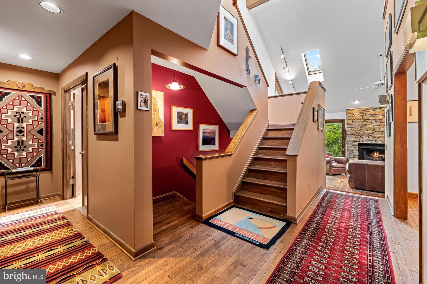10 Chesterfield Court photo 3