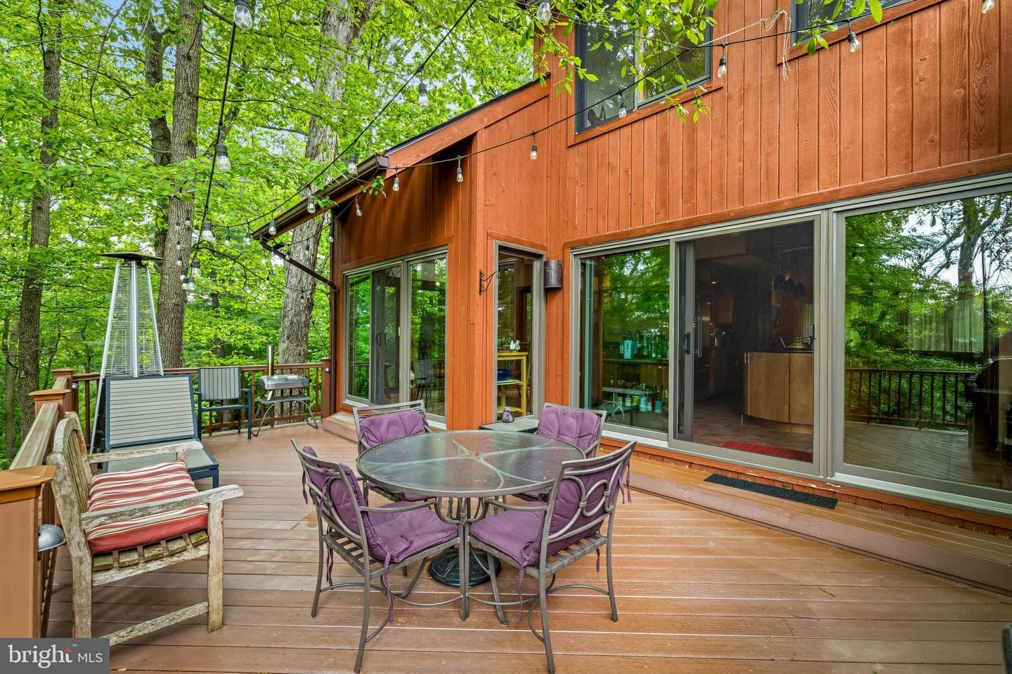 10 Chesterfield Court photo 41