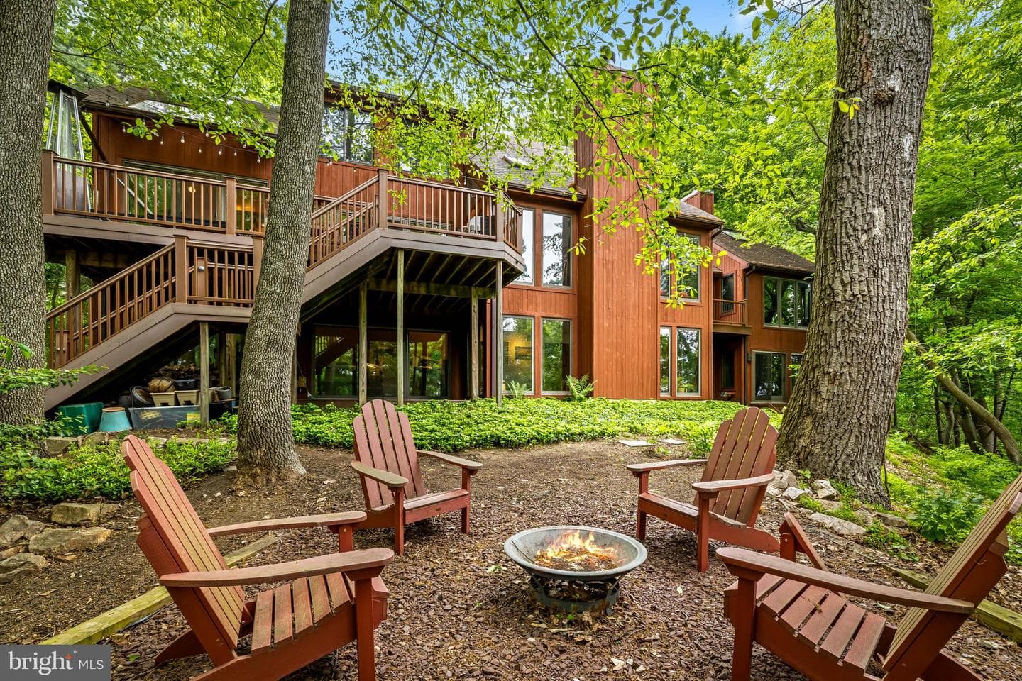 10 Chesterfield Court photo 47