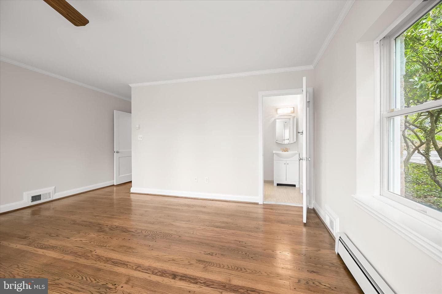 11 Seminole Avenue photo 22