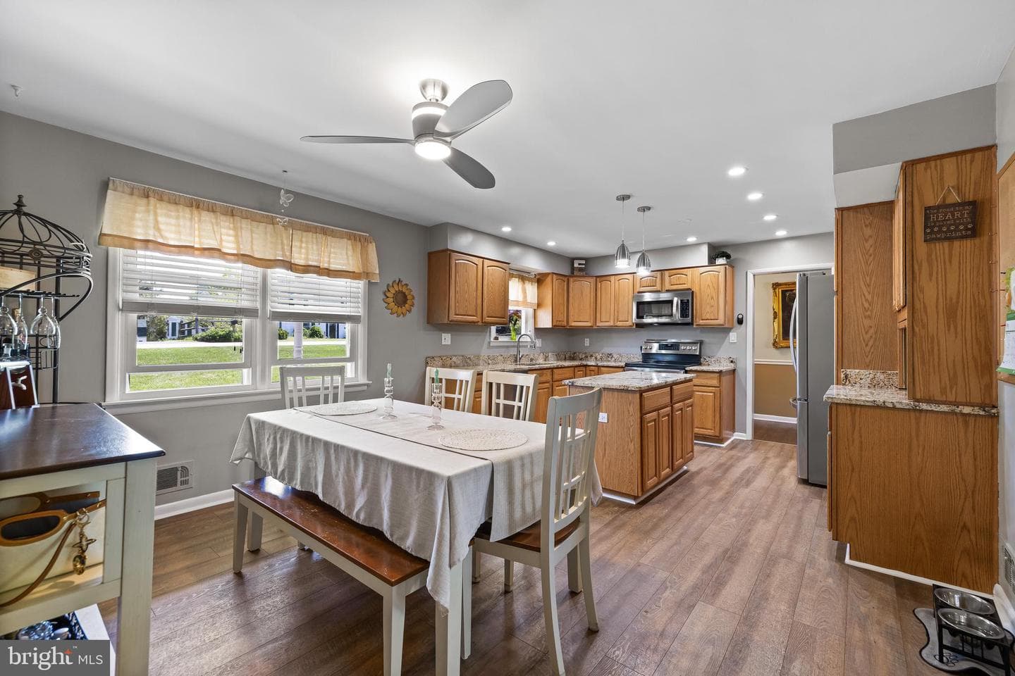 8928 Satyr Hill photo 12