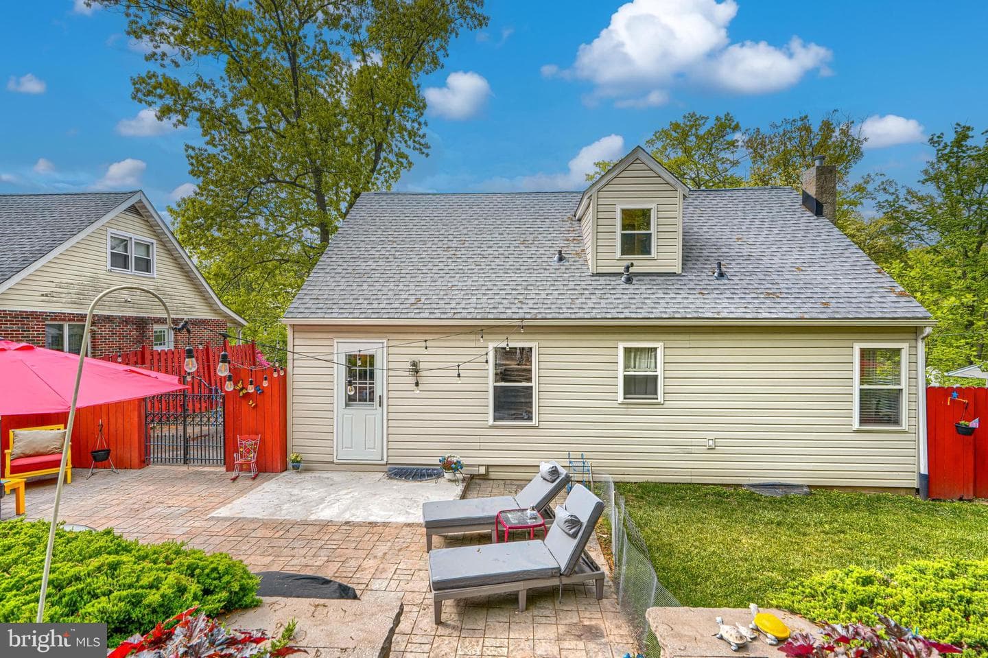 9807 Hilltop Drive photo 11