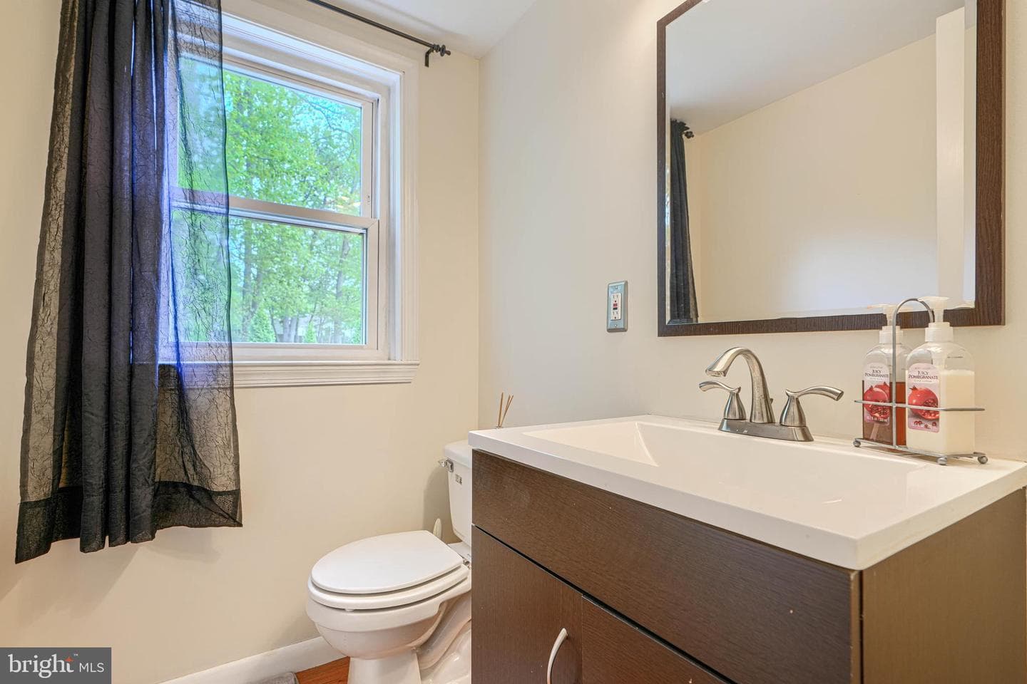 9807 Hilltop Drive photo 45