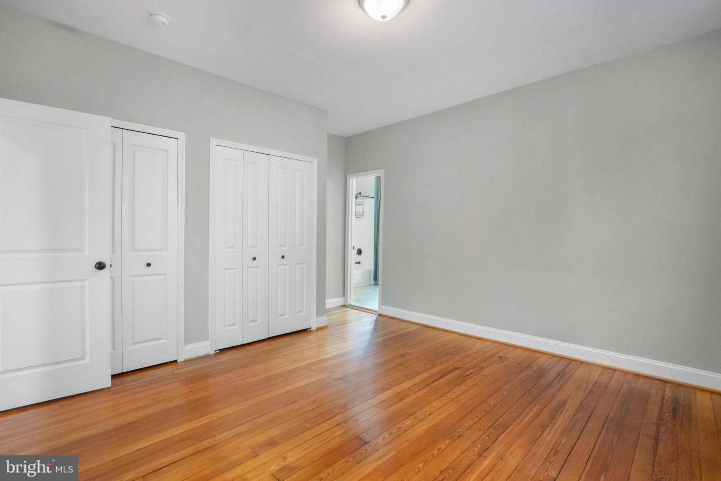 4413 Glenmore Avenue photo 7