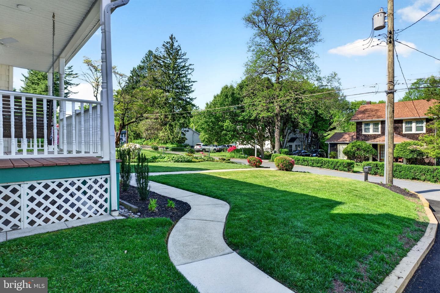 9 Maple Avenue photo 87