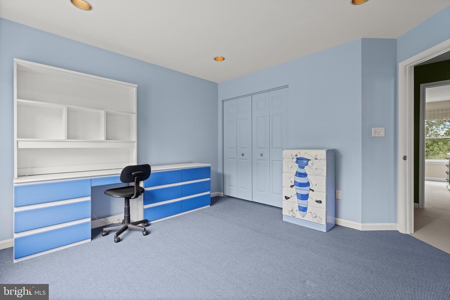 16 Charing Court photo 36
