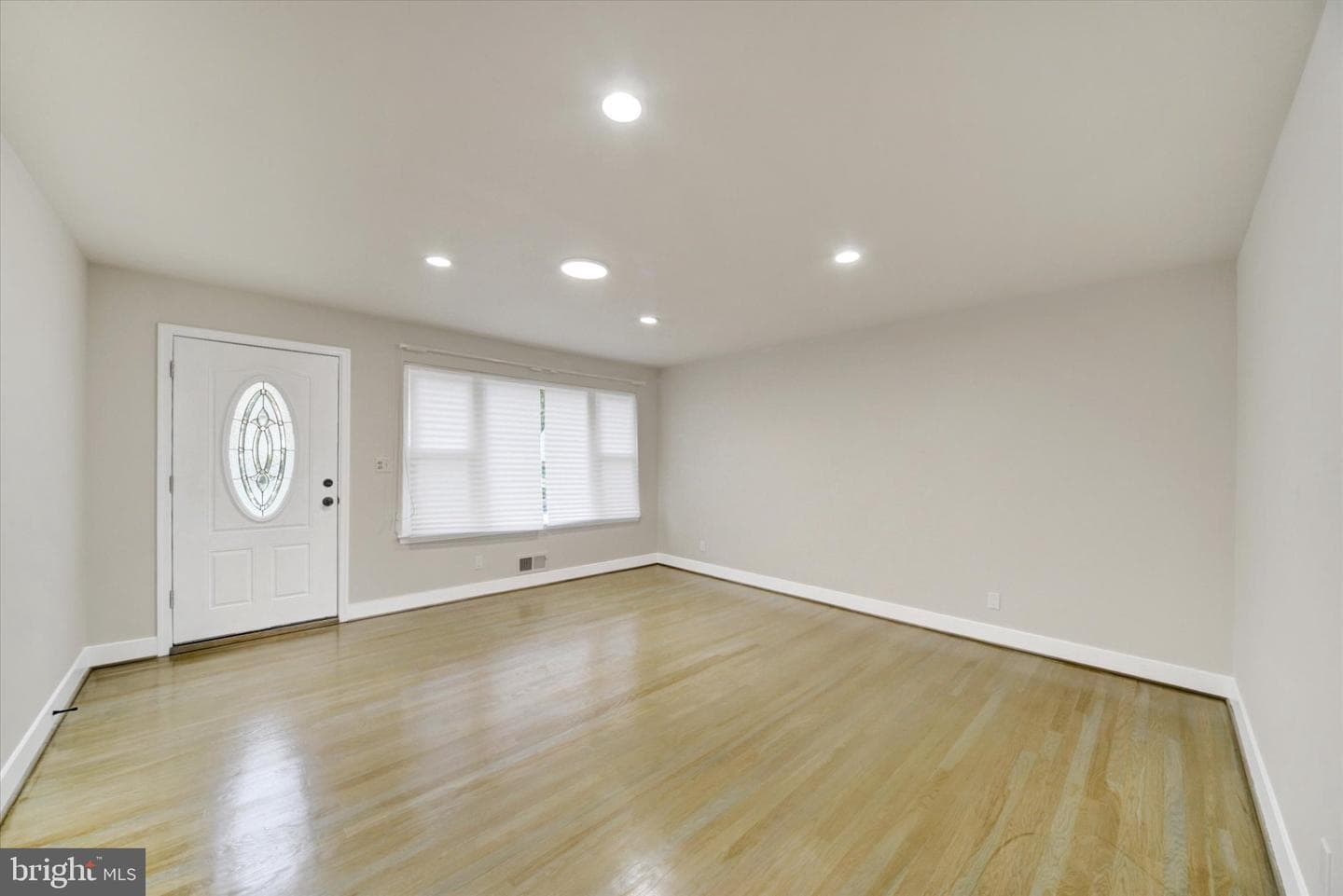 3709 Lamoine Road photo 4