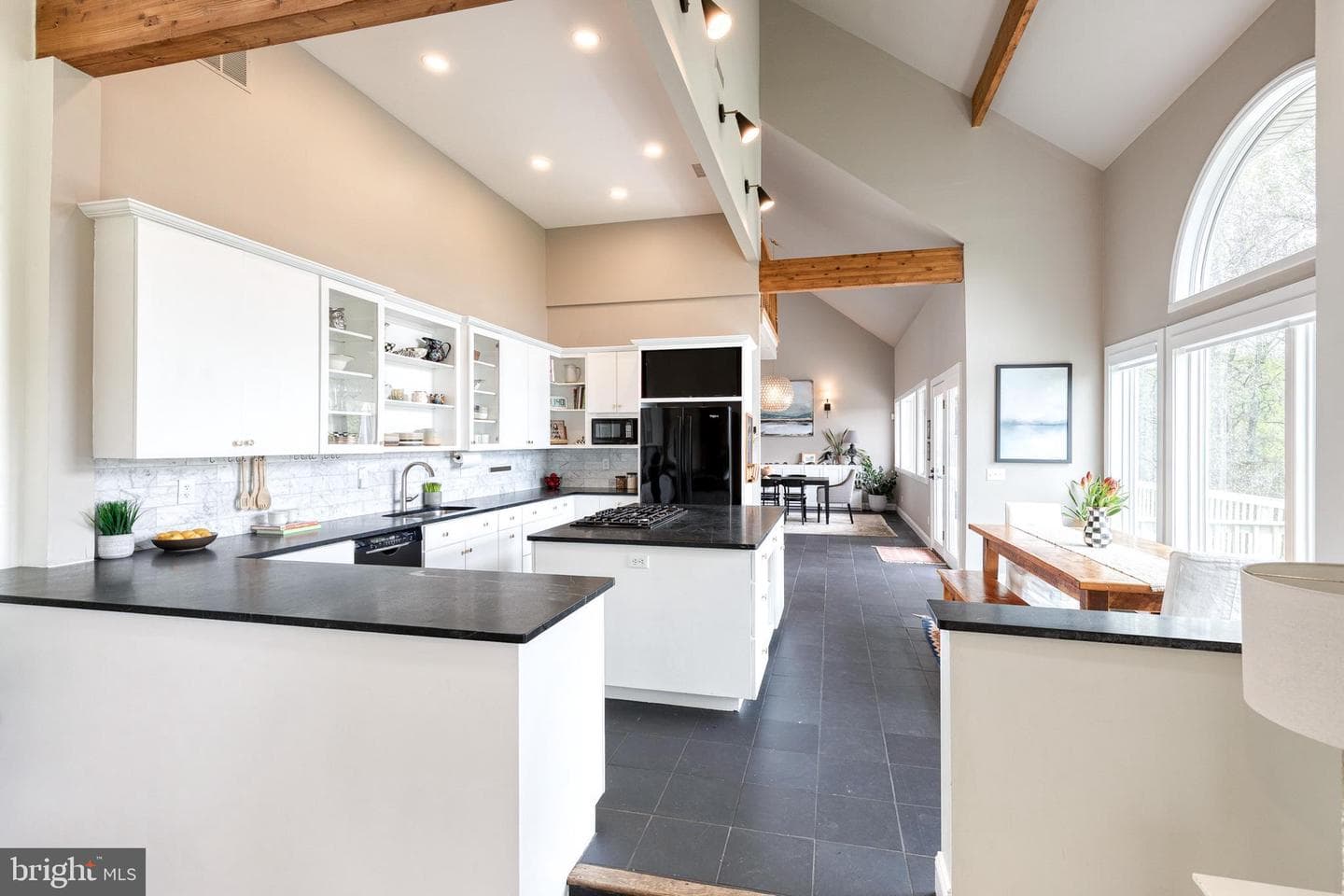15701 Home Road photo 23