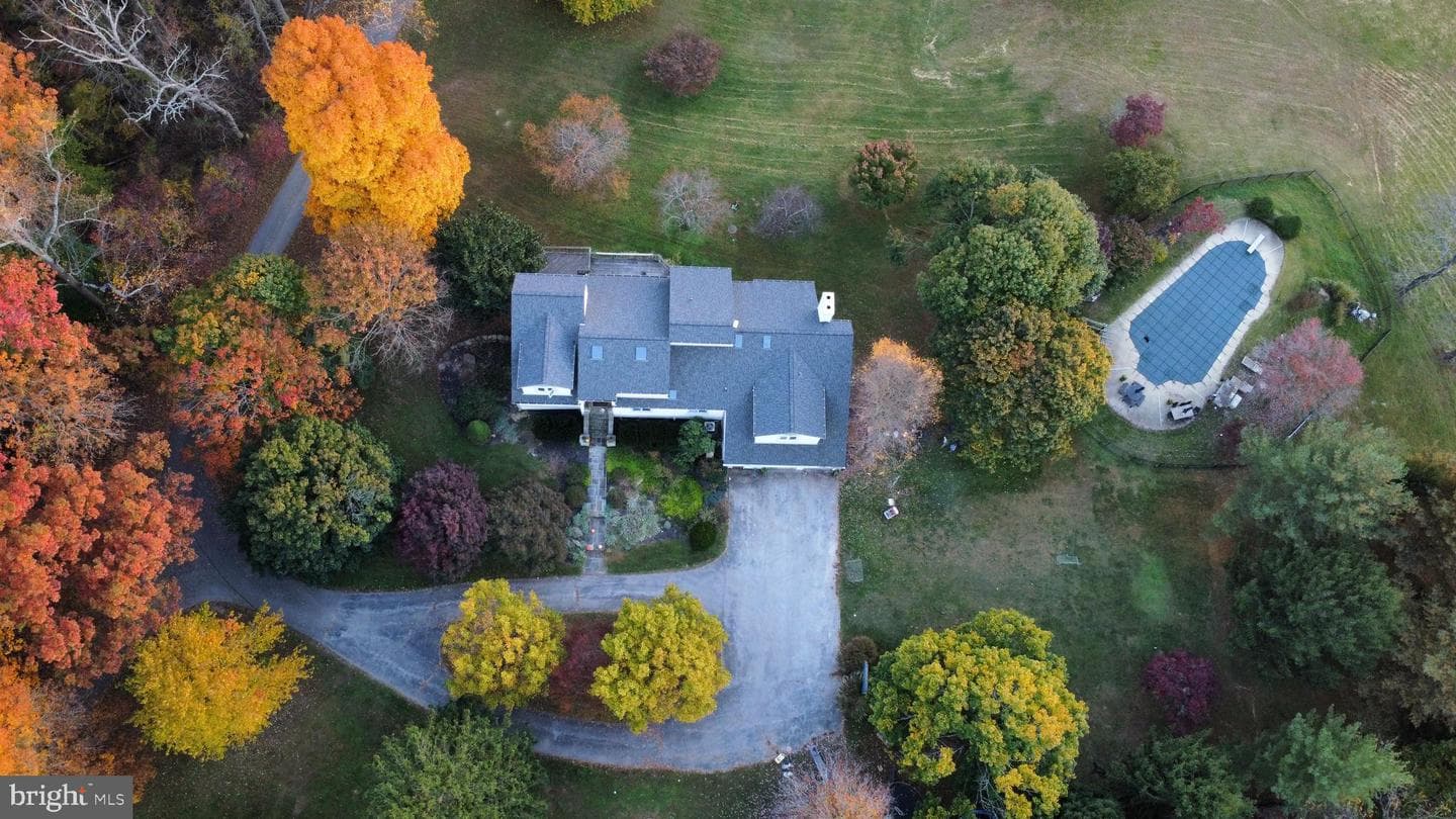 15701 Home Road photo 89