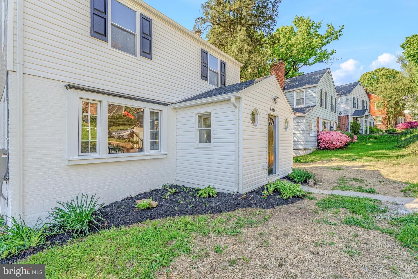 6681 Loch Hill Road photo 2