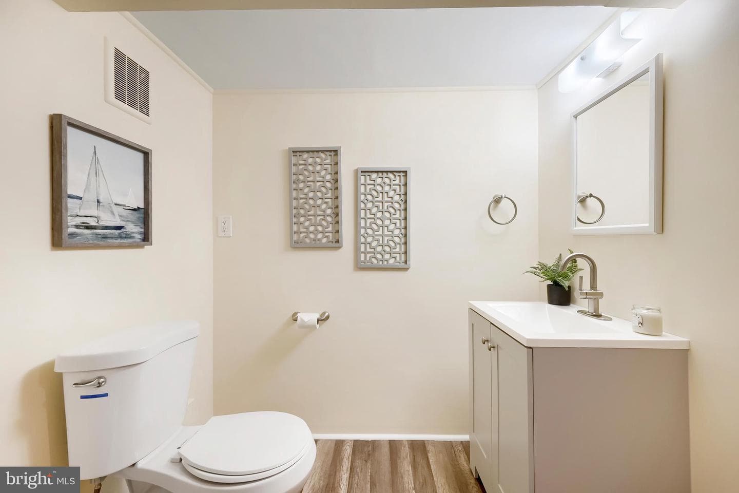 327 Wye Road photo 16