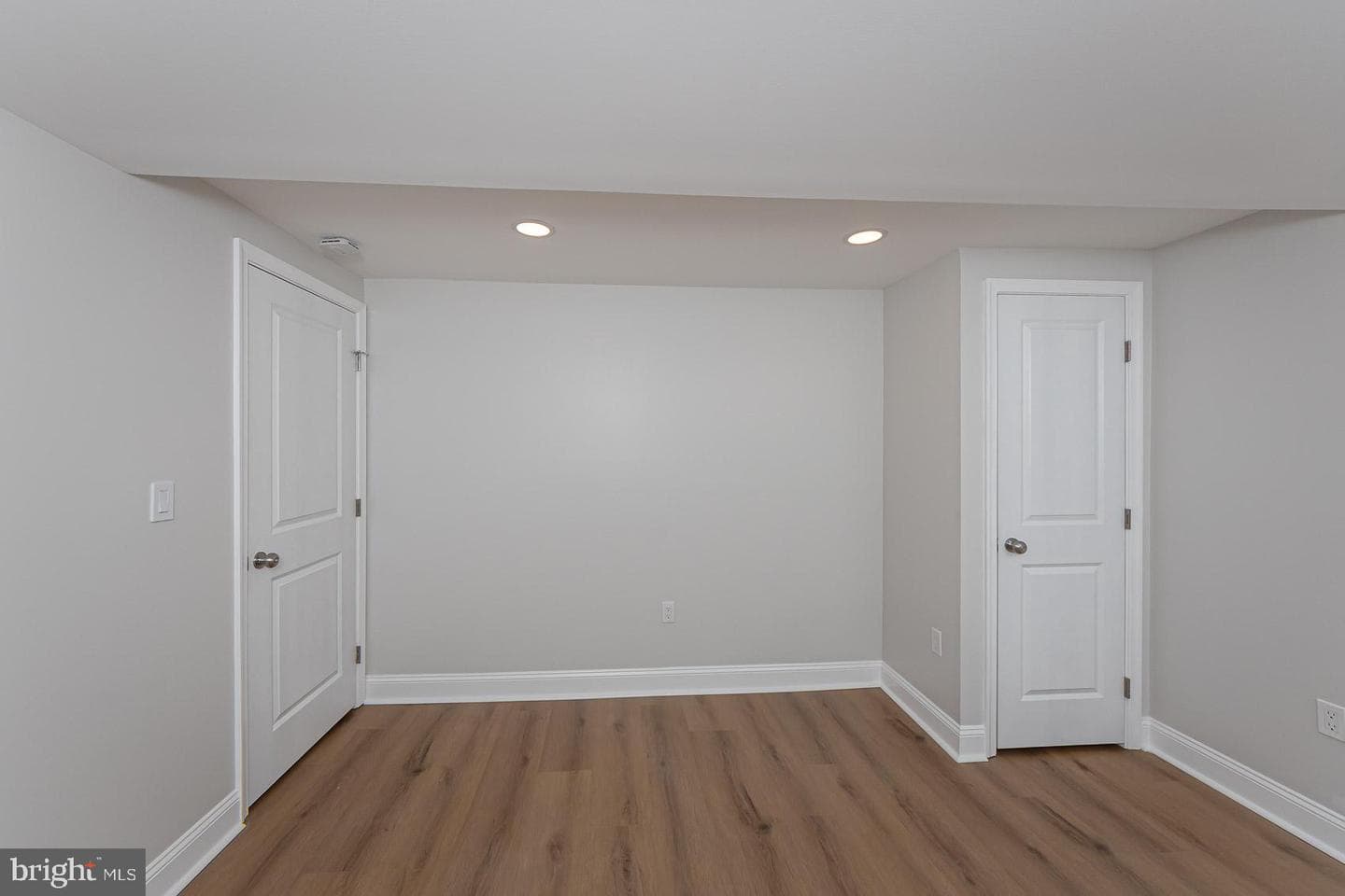 536 Brook Road photo 31