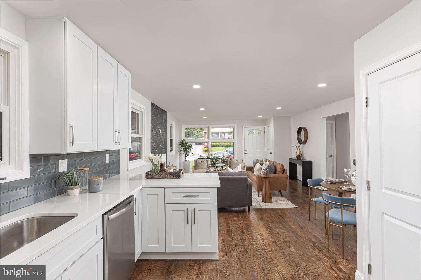 536 Brook Road photo 7