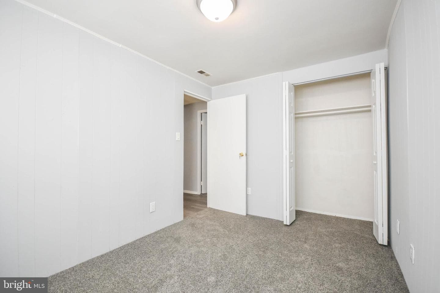 332 Suter Road photo 16