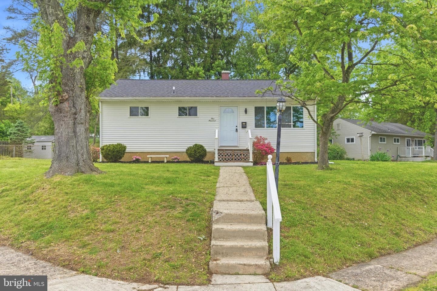 100 Cedarmere Road photo 2