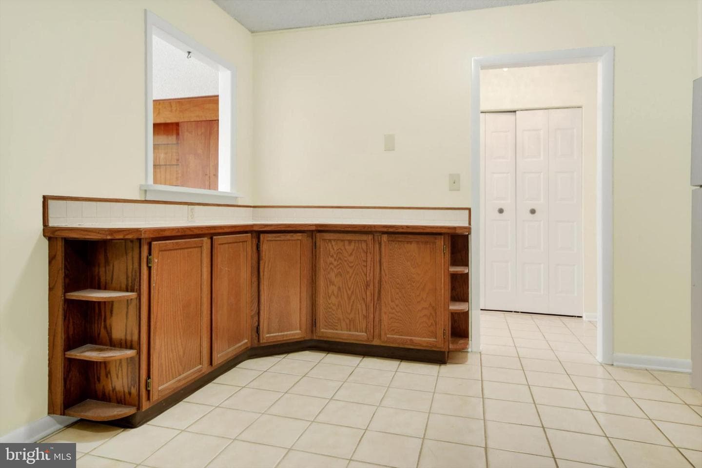 205 E Joppa Road #1604 photo 8