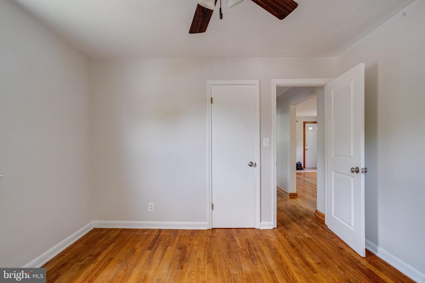 3116 California Avenue photo 24