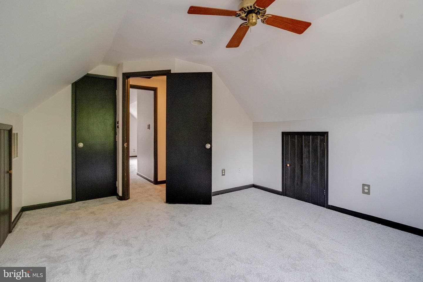 3116 California Avenue photo 37