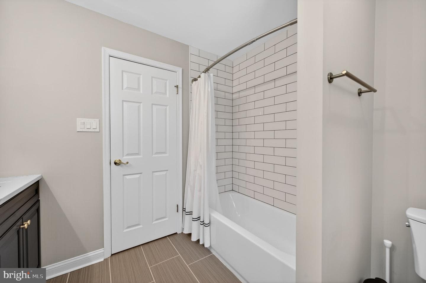 6 Seaberry Court photo 58