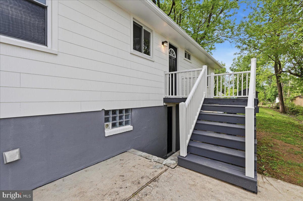 6305 Carlynn Avenue photo 28