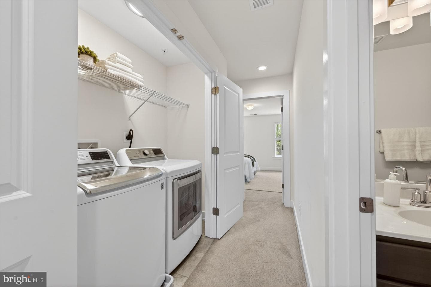 10047 Whitaker Way photo 29