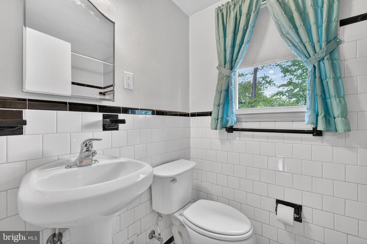 112 Gorsuch photo 19