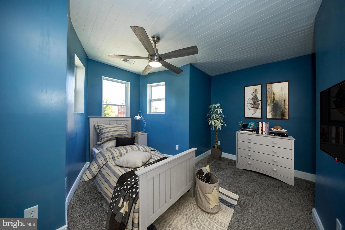 1820 Arbutus Avenue photo 22