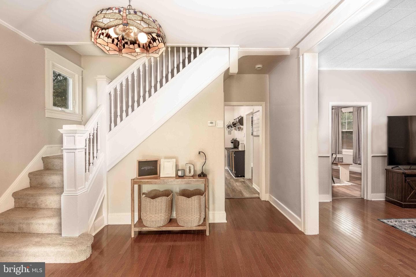 1823 Mayfield Avenue photo 4