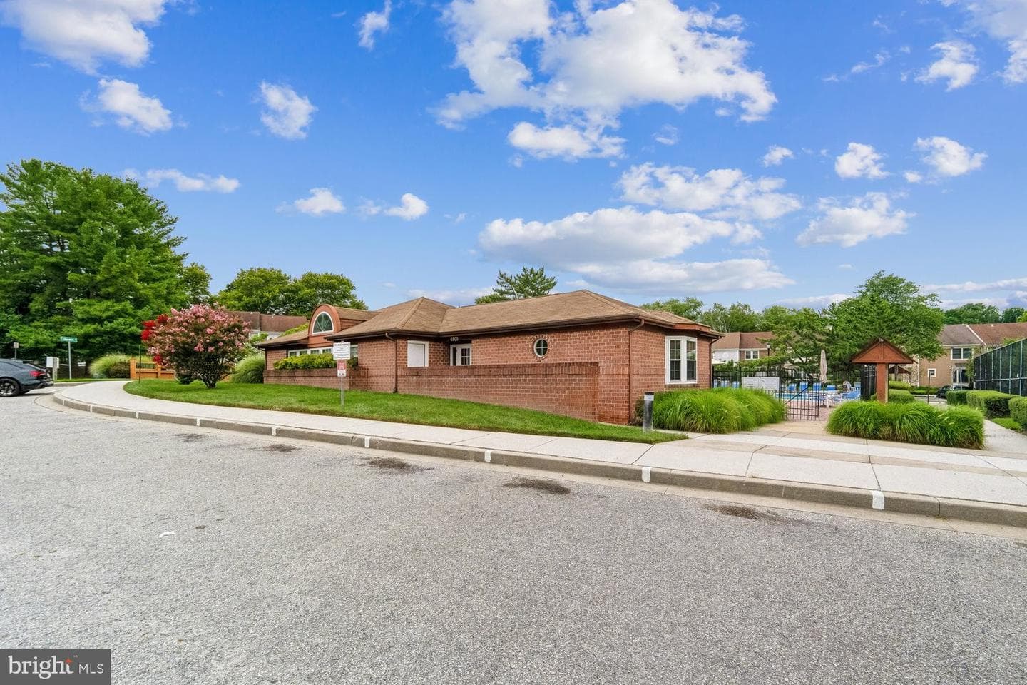 6937 Copperbend Lane photo 70