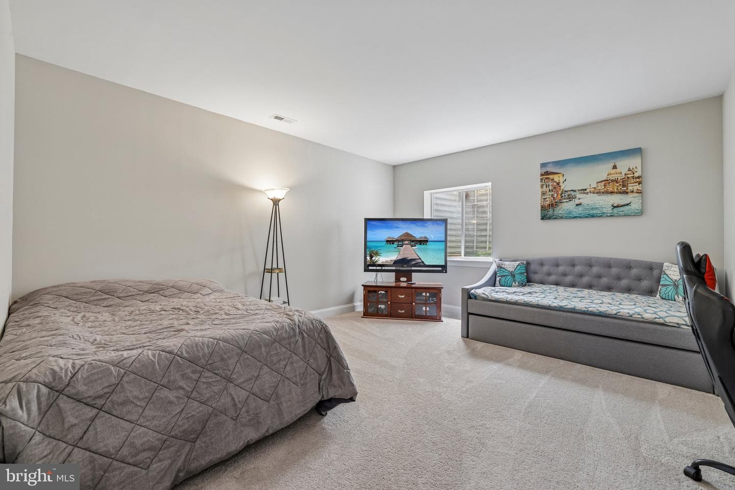 6517 Totteridge photo 55