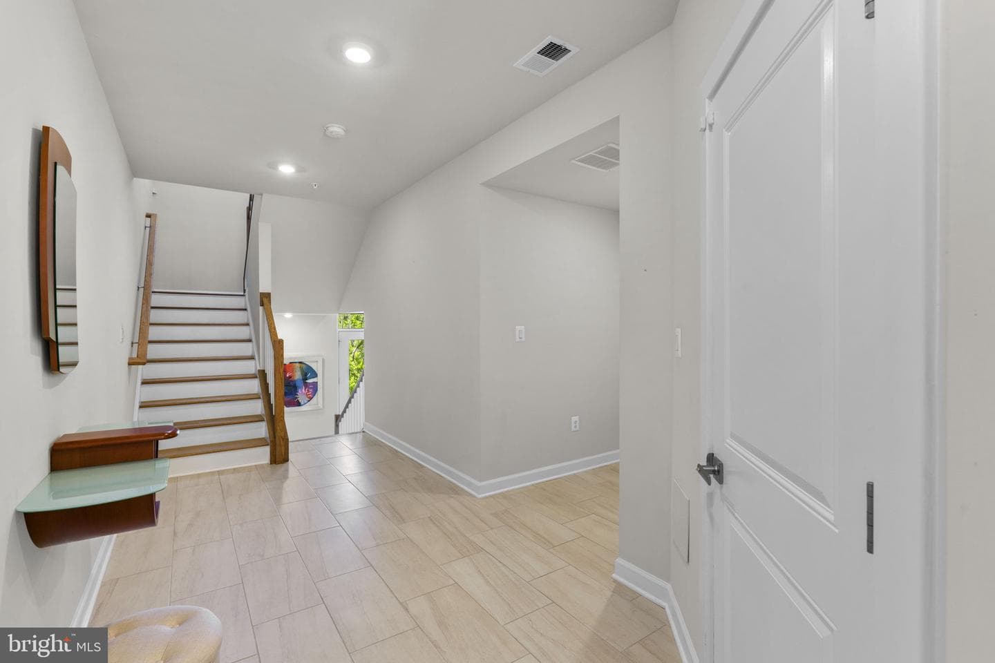 232 Hickory Hollow Court photo 4