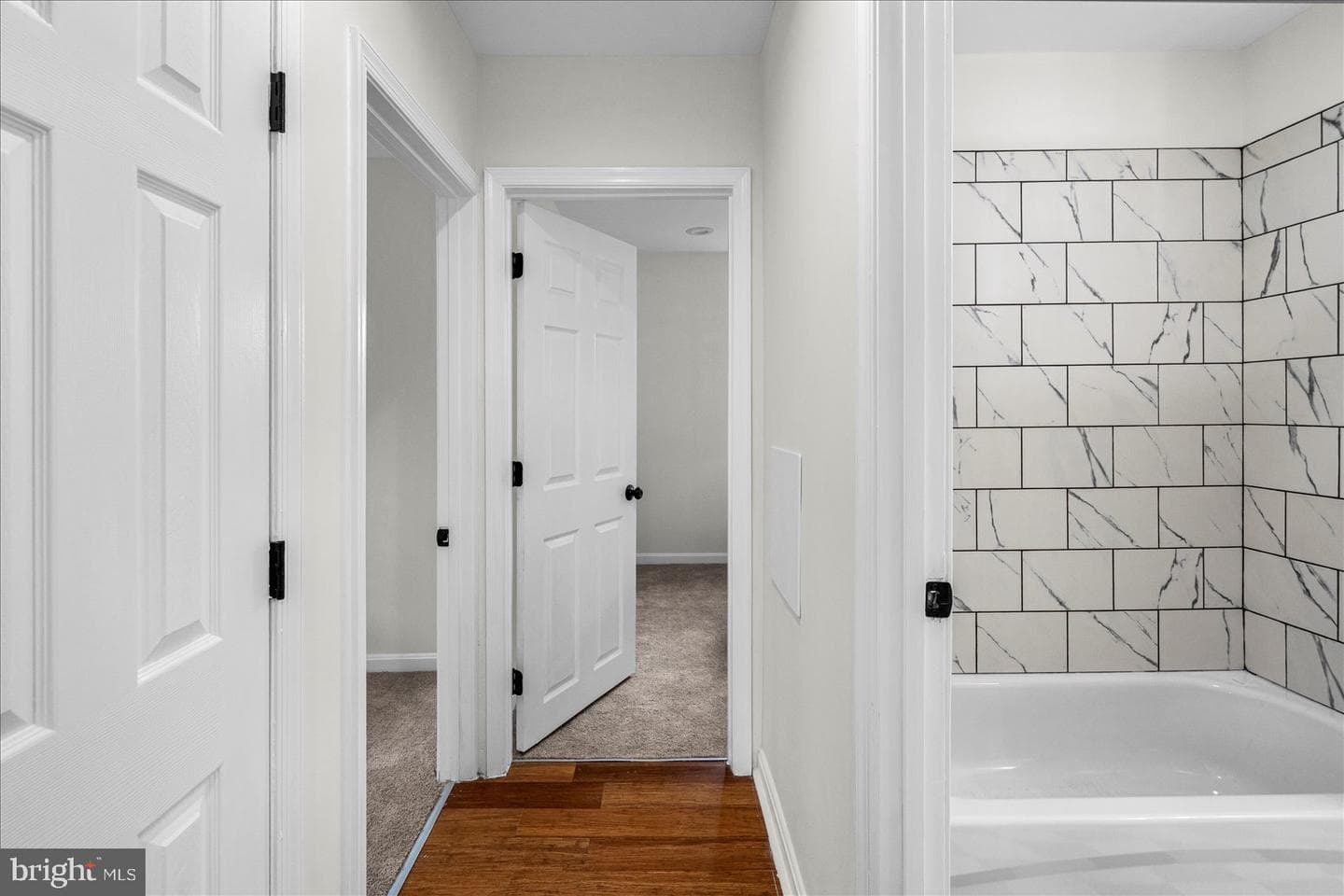 741 Leafydale Ter photo 17
