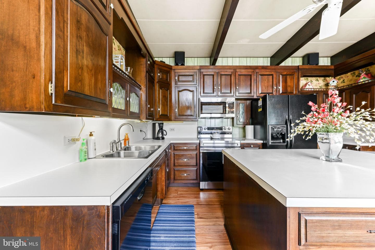 3416 Glenside Drive photo 18