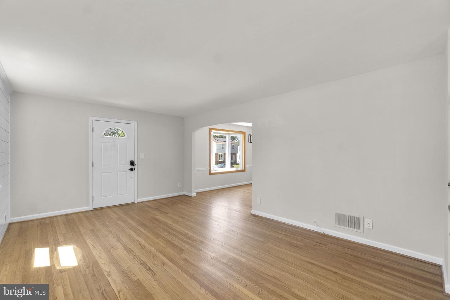 2018 Norhurst Way N photo 5