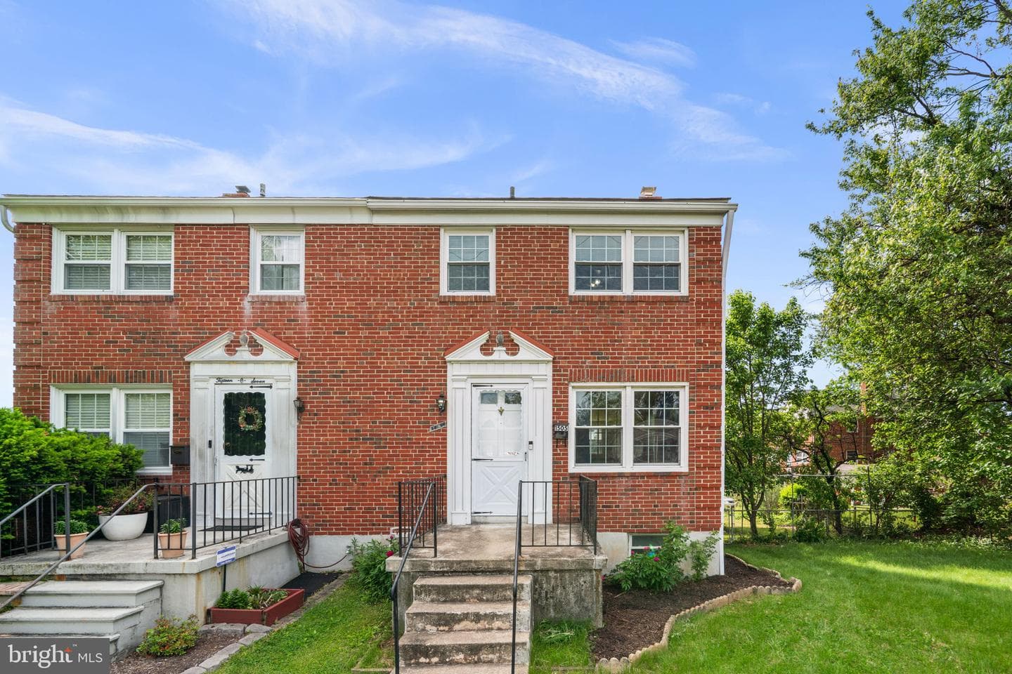 1505 Ingleside Avenue photo 2