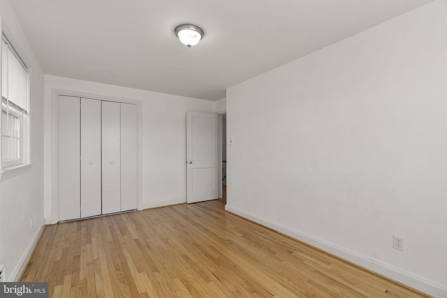 1505 Ingleside Avenue photo 26